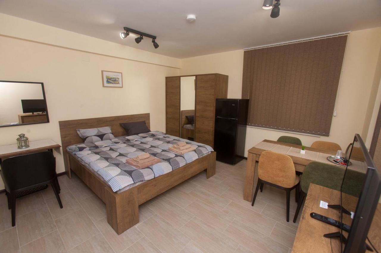 Готель Sofia Family House - Free Parking Екстер'єр фото