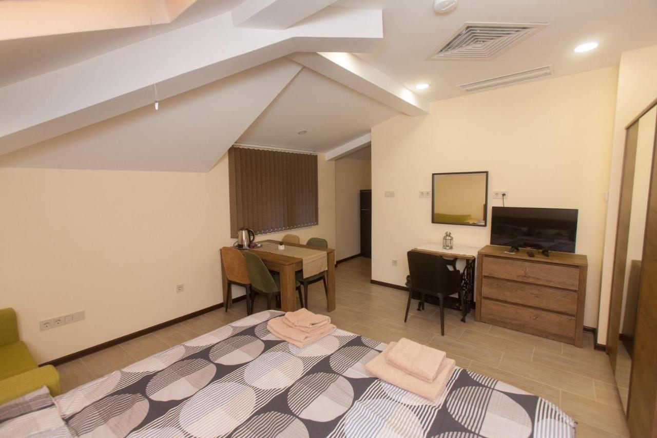 Готель Sofia Family House - Free Parking Екстер'єр фото