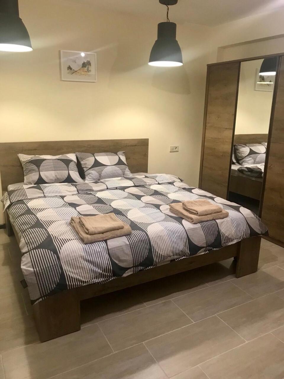 Готель Sofia Family House - Free Parking Екстер'єр фото