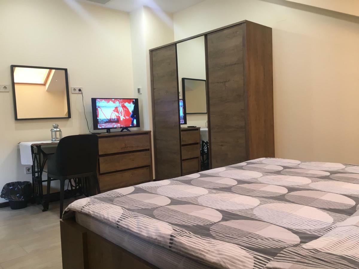 Готель Sofia Family House - Free Parking Екстер'єр фото