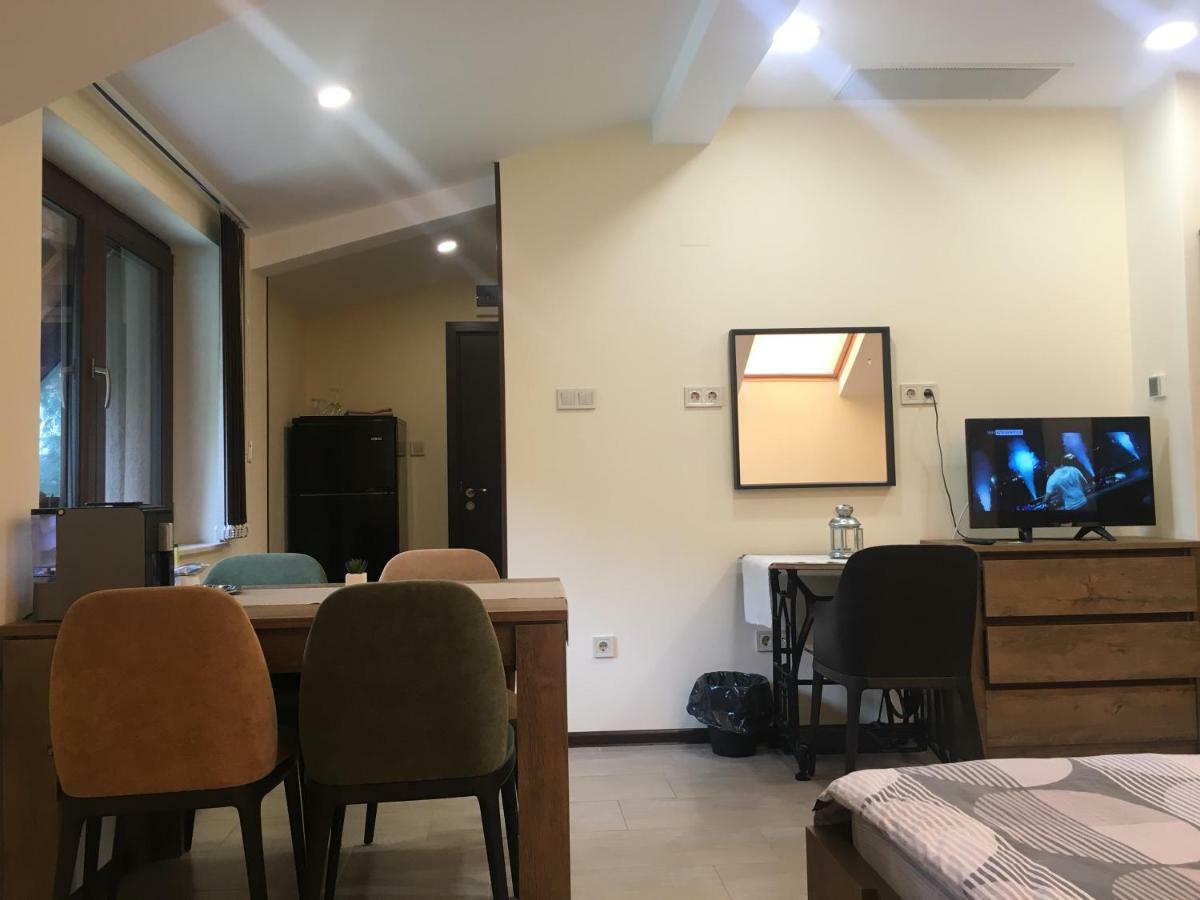 Готель Sofia Family House - Free Parking Екстер'єр фото