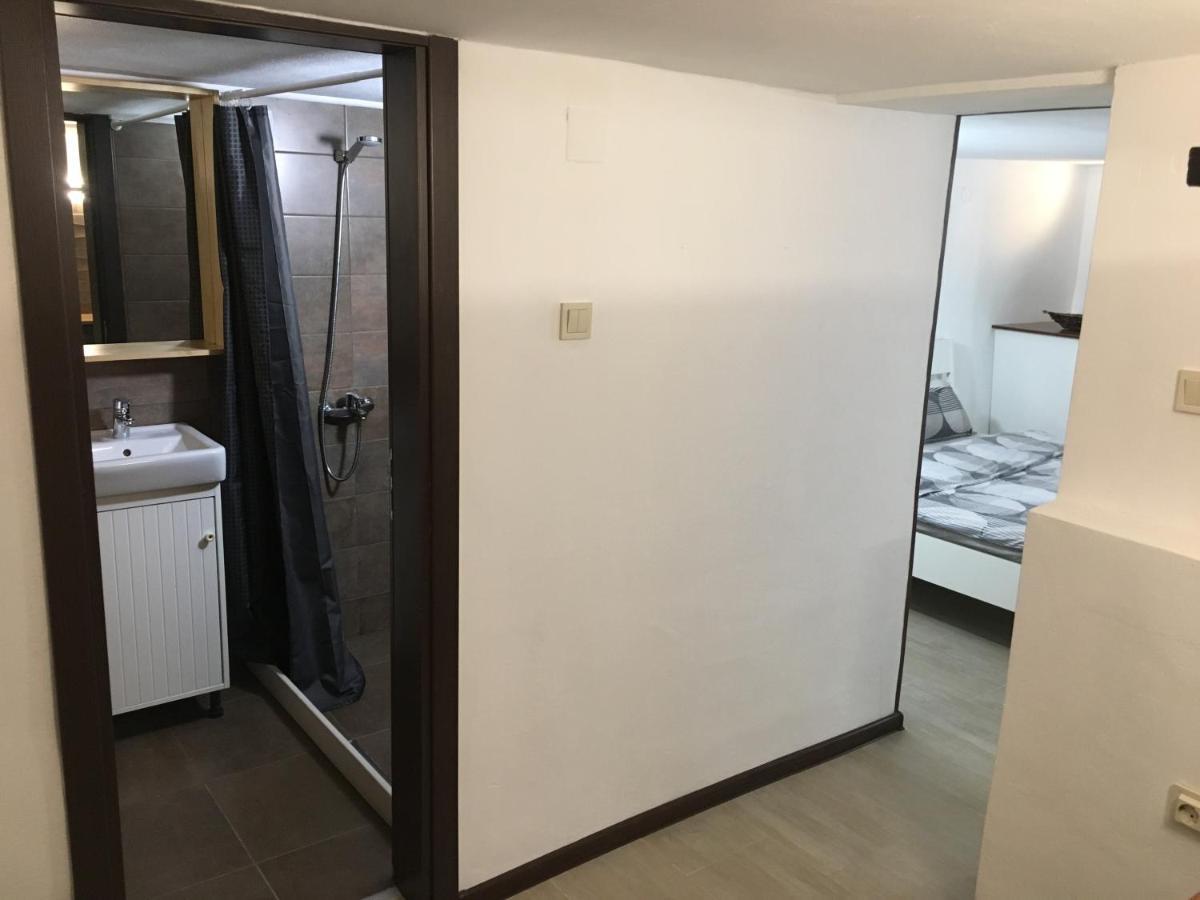 Готель Sofia Family House - Free Parking Екстер'єр фото